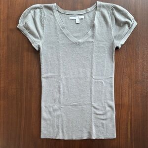 OLD NAVY WOOL BLEND V NECK SHORT SLEEVE SWEATER TOP Light GRAY M 592924 ‘08